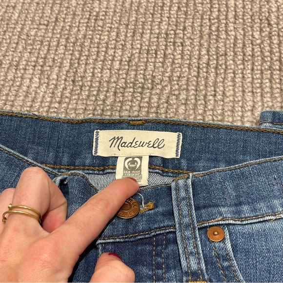 Madewell 9” High-Rise Skinny Crop Jeans in Delmar Wash: Eco Edition (24) - Picture 7 of 12